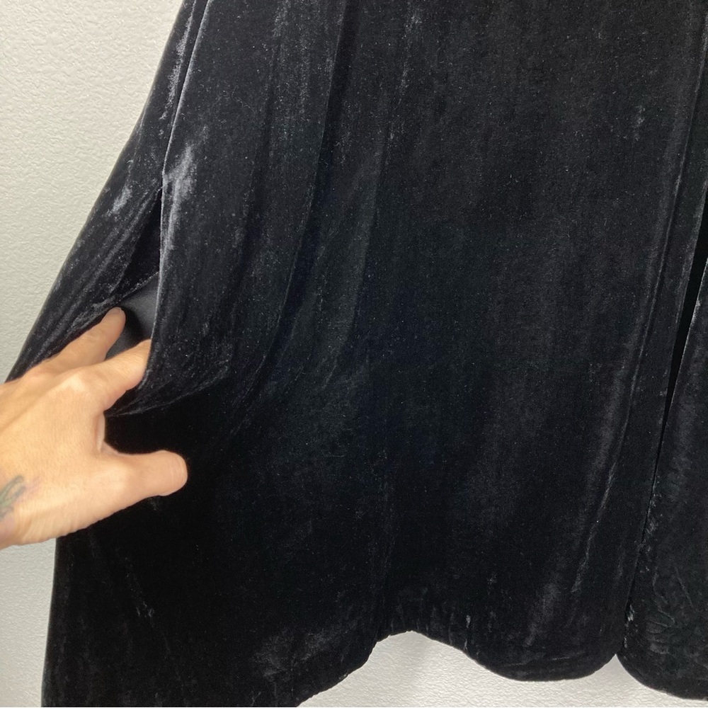 & Other Stories Crushed Velvet Black Swing Dress Short Sleeves Size 8 A- Line - Picture 7 of 16
